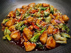 Sesame Chicken with Broccoli | Lotus Grill