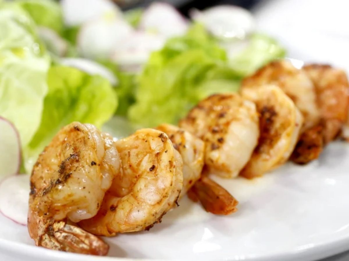 How To Prepare Grilled Shrimp with Spiced Yogurt Sauce, Spring Radish – Coba Grill Hong Kong