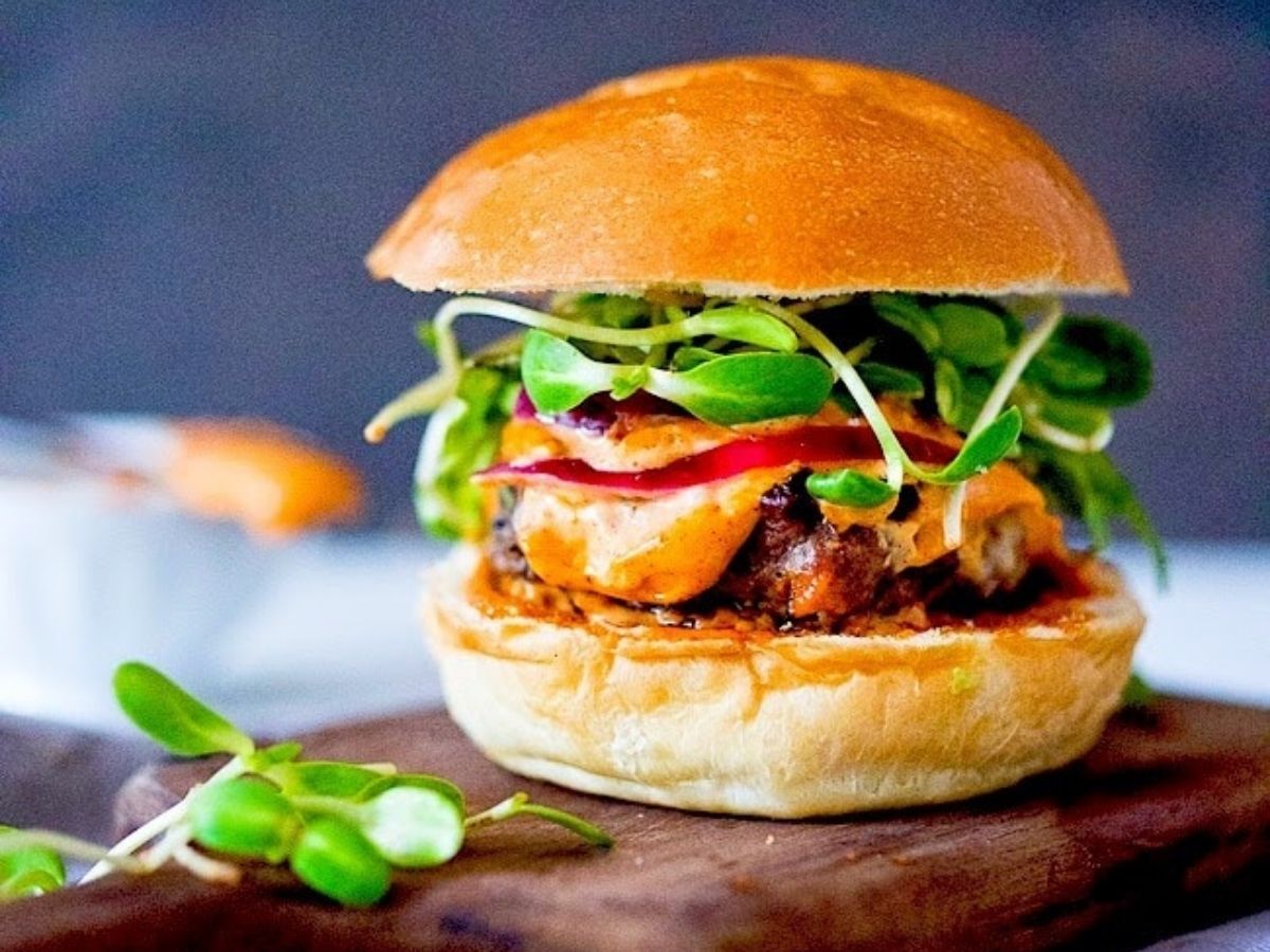 How To Prepare Grilled Lamb Burger With Harissa Aioli ? – Coba Grill Hong Kong