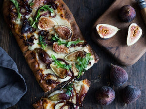 Grilled Pizza With Balsamic Onions And Gorgonzola | Lotus Grill Hong Kong