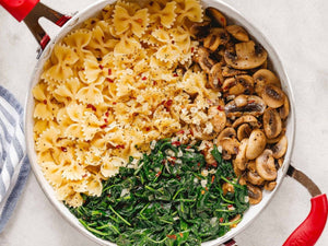 Parmesan Spinach Mushroom Pasta Skillet | Lotus Grill Hong Kong